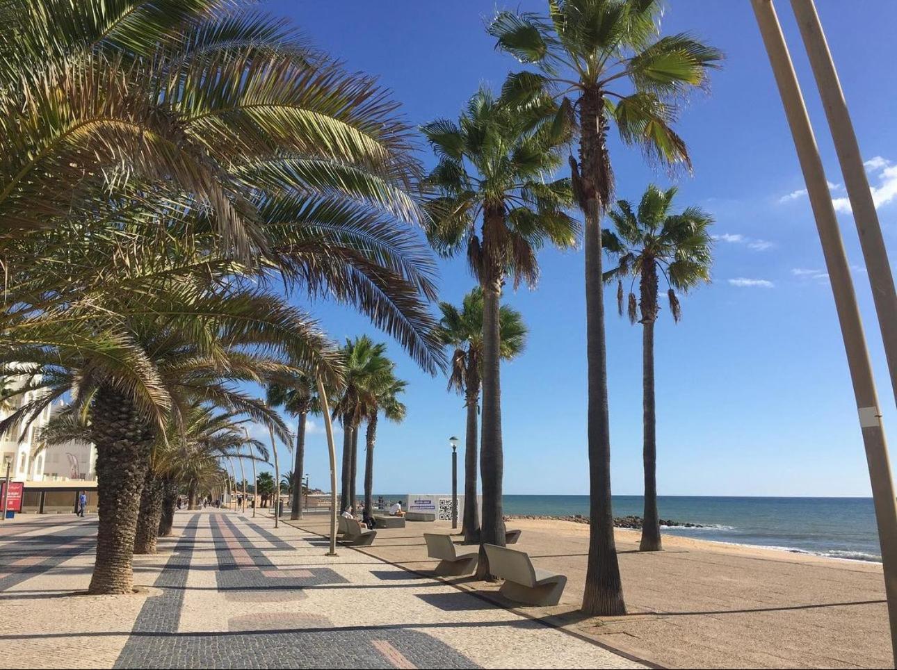 Princess Retreat Beautiful Modern Aprt 2 Min Walk From Quarteira Beach Exterior photo